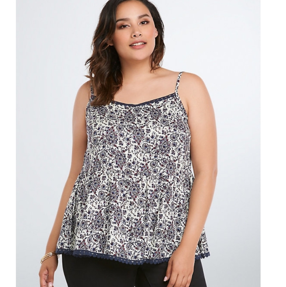Torrid paisley cami size 0 L Blue with Red